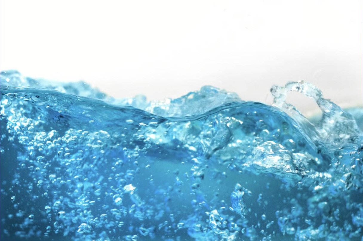 Frisches, sprudelndes Wasser